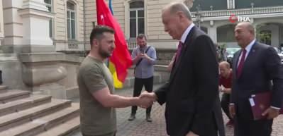 Cumhurbaşkanı Erdoğan, Lviv'de Zelenskiy ile g&ouml;r&uuml;şt&uuml;