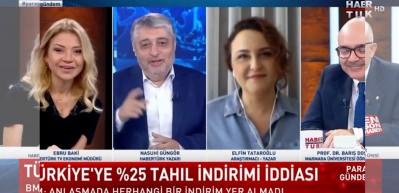 Ebru Baki canlı yayında az kalsın uyuyordu!