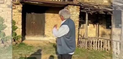 Erdal &Ouml;zyağcılar 15 yıl sonra Elveda Rumeli k&ouml;y&uuml;ne gitti!