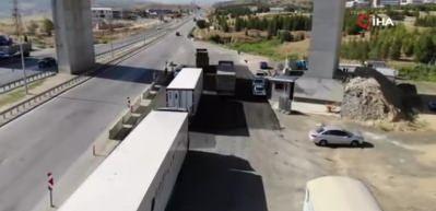 43 ilin ge&ccedil;iş g&uuml;zergahında sıkı denetim: Otob&uuml;s, tır, kamyon tek tek durduruldu