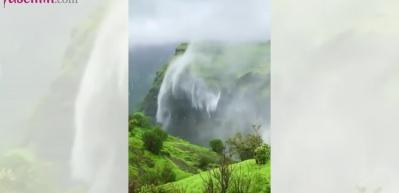 Hindistan'da tersine akan şelale sosyal medyada ilgi odağı oldu!
