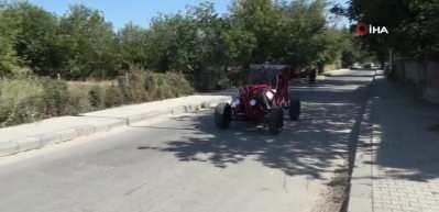 Bu aracı g&ouml;ren bir daha d&ouml;n&uuml;p bakıyor...