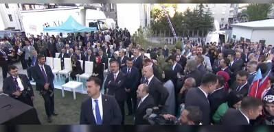Cumhurbaşkanı Erdoğan'dan &ouml;ğrencilere yurt ve &ouml;ğrenim kredisi m&uuml;jdesi