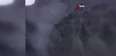 Erciyes'te dağcıların üzerine kaya düştü: 1 ölü, 1 yaralı