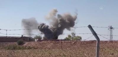 İran Irak'taki İKDP ve PAK karargahlarını havaya u&ccedil;urdu! 