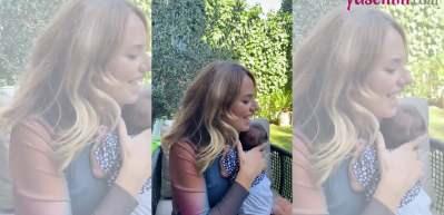 Seda Bakan t&uuml;m vaktini kızlarına ayırıyor! "Ailemiz kızlar kampı gibi"