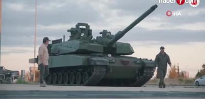Altay tankı, TCG Anadolu gemisine &ccedil;ıktı