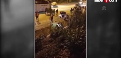 Devrilen otomobildeki 1 kişi öldü, 1 kişi yaralandı