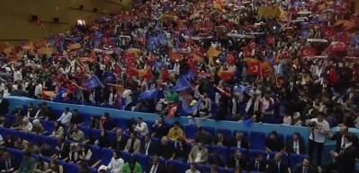 Başkan Erdoğan'a Diyarbakır'daki sevgi seli kıskandırdı! 'Serok Ahmet'in ayarları bozuldu! 