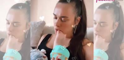 Hande Soral oğlunun ayaklarını yememek i&ccedil;in kendini zor tuttu! Tatlılığıyla...