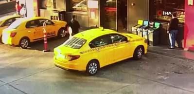 Sosyal medyada başlayan tartışma sokakta kavgaya d&ouml;n&uuml;şt&uuml;!