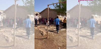 Buray'dan k&ouml;y okullarına ziyaret! O &ccedil;aldı &ccedil;ocuklar oynadı