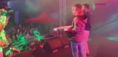 Sinan Akçıl konsere pizza söyledi! Hayranının hayalini gerçekleştirdi...