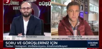 Saadet Partisi'nin yayın organı diye bilinen TV5 firari FET&Ouml;'c&uuml; Hakan Ş&uuml;k&uuml;r'&uuml; canlı yayına &ccedil;ıkardı