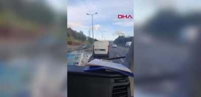 Ambulansa yol vermeyen s&uuml;r&uuml;c&uuml;ye ceza yağdı...