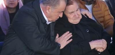 İmparatorun en acı g&uuml;n&uuml;! Annesini kaybetti