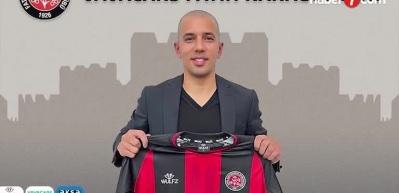 Ceyhun Kazancı "Feghouli Beşiktaş'a gitmek i&ccedil;in telefon a&ccedil;tı" dedi