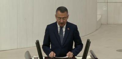 Fuat Oktay'dan b&uuml;t&ccedil;e a&ccedil;ıklaması! T&uuml;rkiye, son 50 yılın en b&uuml;y&uuml;k b&uuml;y&uuml;me hızını yakaladı