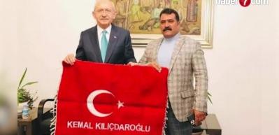 Kılı&ccedil;daroğlu'nun esrarengiz fotoğrafının gizemi &ccedil;&ouml;z&uuml;ld&uuml;!