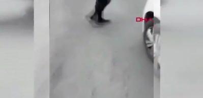 Döviz taşıyan motosikletli kurye paraları düşürdü! 85 bin euro kayıp...