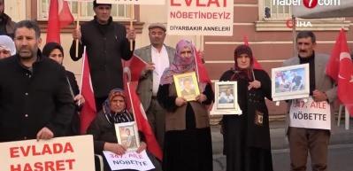 Diyarbakır'da evlat n&ouml;betine 347'inci aile katıldı