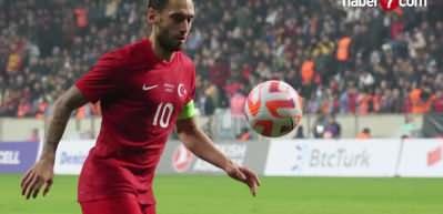 Hakan &Ccedil;alhanoğlu'ndan transfer s&ouml;zleri!