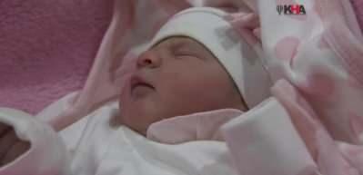 Nevşehir&rsquo;de yeni yılın ilk bebeği Aylin bebek oldu