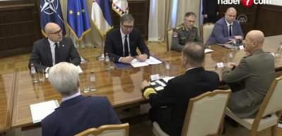 Sırbistan Cumhurbaşkanı Vucic'ten ordu ve polise "hazır ol" emri verdi!