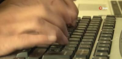Uzman isimden sosyal medyada 'mavi tik' uyarısı