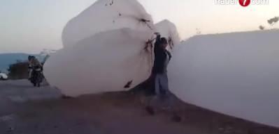 Ekonomik zorluk &ccedil;eken Pakistan&rsquo;da vatandaşlar poşetle doğalgaz alıyorlar!