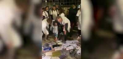 Fransa'da sağlık krizi b&uuml;y&uuml;yor! Bekleyen hasta sayısı artıyor...