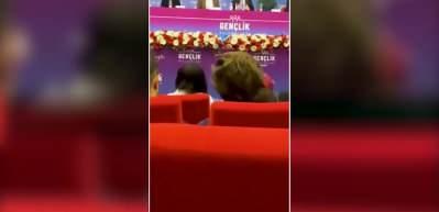 Kılı&ccedil;daroğlu adaylık ile ilgili konuşurken salondan y&uuml;kselen ses şok etkisi yarattı!