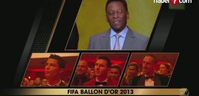 Portekizli yıldız Ronaldo Ballon d'Or &ouml;d&uuml;l&uuml;n&uuml; sattı! Gelir hasta &ccedil;ocuklara bağışlanacak