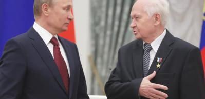 Putin'i '&Ouml;l&uuml;m makine'sinin icadı hayatını kaybetti...