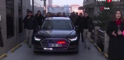 İyi Parti i&ccedil;ten i&ccedil;e yıkılıyor! Parti i&ccedil;i kavgalar devam ediyor Ankara&rsquo;dan sonra şimdi İzmir&rsquo;de gerilim...