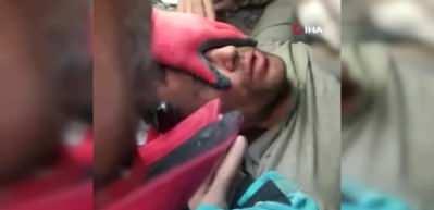 104 saatte enkazdan 'Amenerrasul&uuml;' okuyarak &ccedil;ıktı