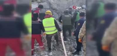 154 saat sonra bir mucize kurtuluş haberi Hatay'dan geldi