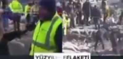 Deprem bölgesinde yolu göstererek ailesini kurtaran kedi! Onlar hissediyorlar...