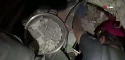 Enkazdan çıkarılan Ayfer'in ilk isteği duygulandırdı! Zeynep Bastık'tan genç kıza anlamlı destek geldi