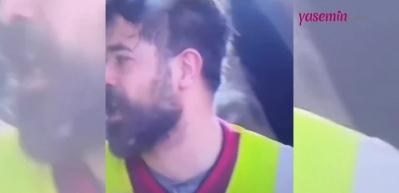 Bareti kafasından çıkardığı an dumanlar yükseldi! Canla başla çalışan görevli...
