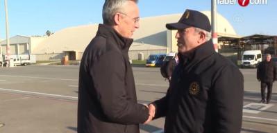 NATO'dan T&uuml;rkiye kararını Stoltenberg ile g&ouml;r&uuml;şen Bakan Akar duyurdu