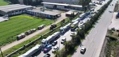 T&uuml;m T&uuml;rkiye tek y&uuml;rek oldu yaraları sarmaya devam ediyor! İşte o g&uuml;zel g&ouml;r&uuml;nt&uuml;ler...