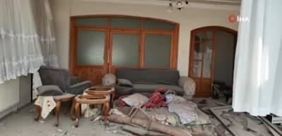 Deprem i&ccedil;in uyarlandı...Dinleyenleri derinden etkiledi
