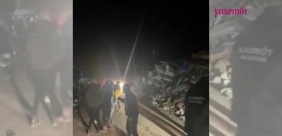Hatay'da art arda meydana gelen depremler büyük panik oluşturdu! O anlar kameralara işte böyle yansıdı