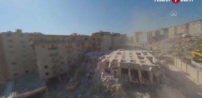 Depremde yıkılan R&ouml;nesans sitesinin yurt dışındaki ortağı i&ccedil;in kırmızı b&uuml;lten talebi!