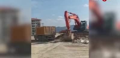 Deprem yaraları yine devlet eliyle sarılacak! Ge&ccedil;mişte de bunun &ouml;rneği vardı...