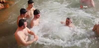 Kaplıcada artan su seviyesi deprem tedirginliğini artırdı...