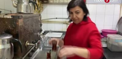 Fel&ccedil;li kocasının yerine kahvehane işletiyor