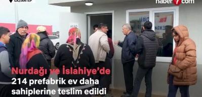 Bakan Murat Kurum: 214 prefabrik evi daha sahiplerine teslim ettik