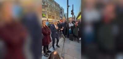 İngiltere'nin başkenti Londra'da Ramazan heyecanı! Işıklarla caddeyi aydınlattılar...